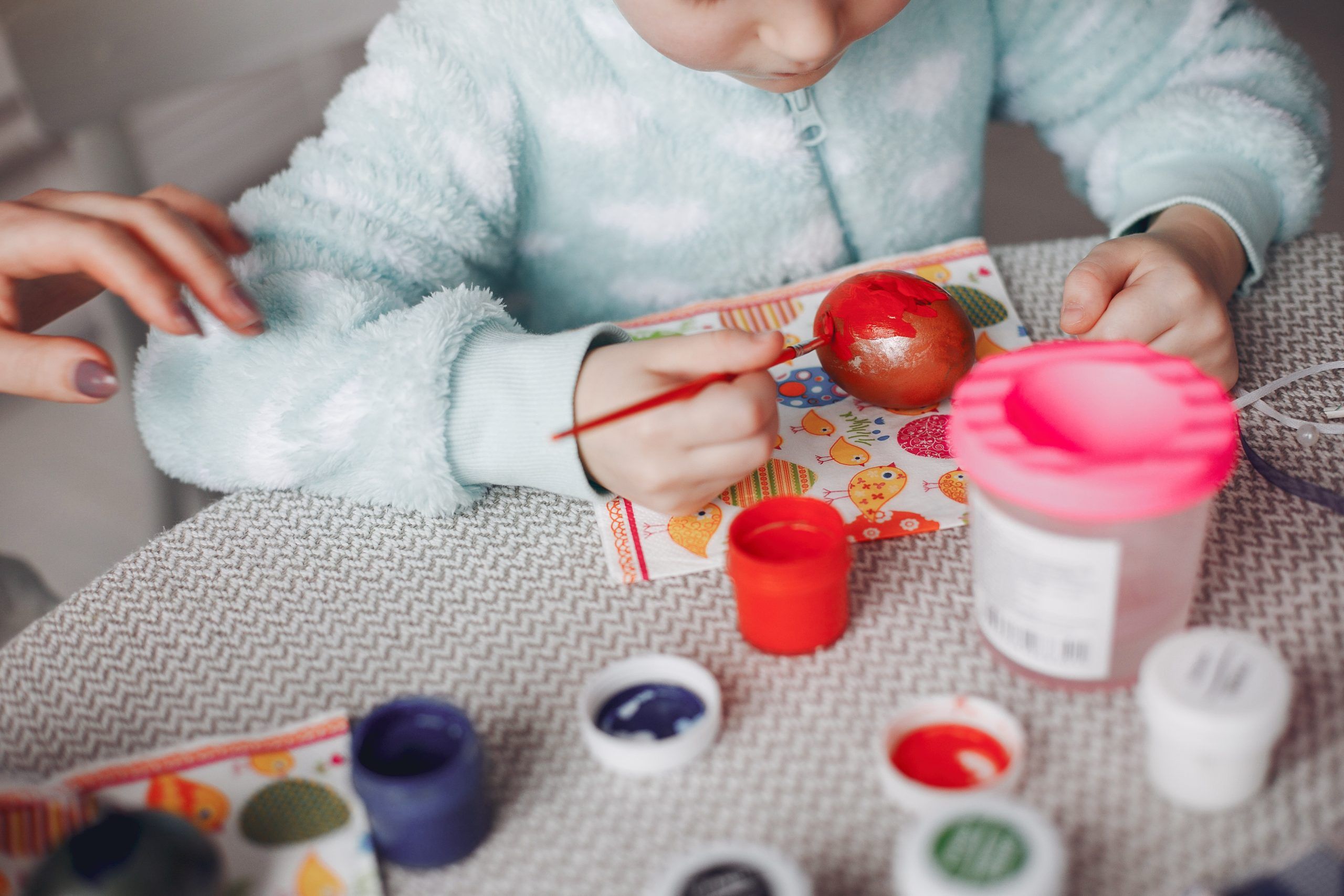 illustration centre de loisirs créatifs pour enfants